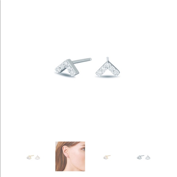 Single ADINA REYTER TINY PAVÉ DIAMOND V POST EARRING (only one) - Picture 2 of 4